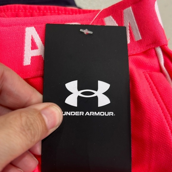 Under Armour Women's XXL Play Up 3.0 Shorts Loose Black Pink Coral NWT - Picture 6 of 8